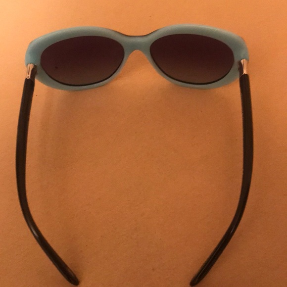 TIFFANY & CO. Women’s design sunglasses NWT - Picture 8 of 8